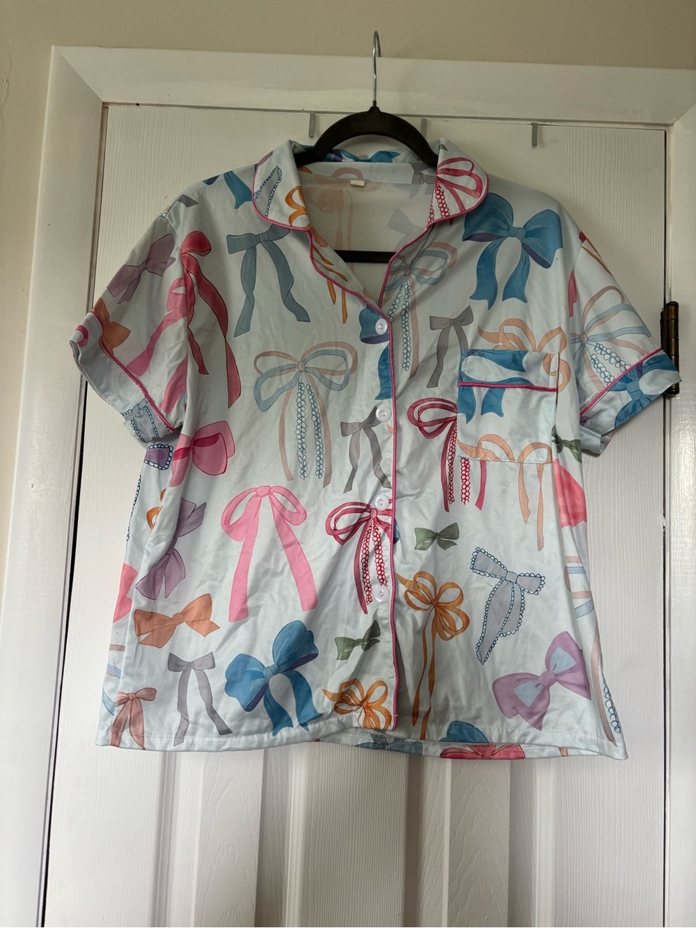 SHEIN Multicolor Bow Print Short Sleeve Pajama Top
